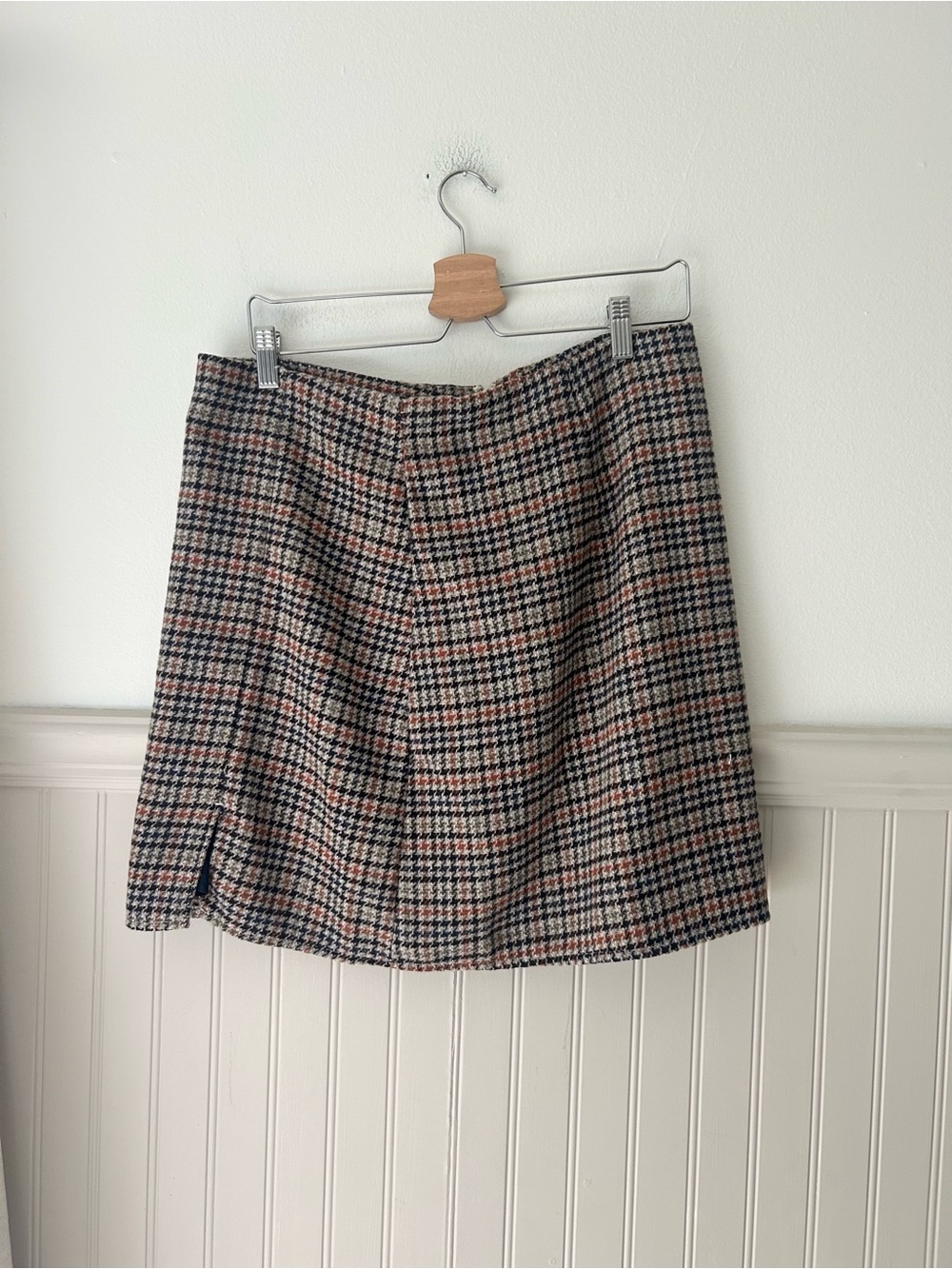 Old Navy Large Houndstooth Mini Skirt Cream Navy Orange Black